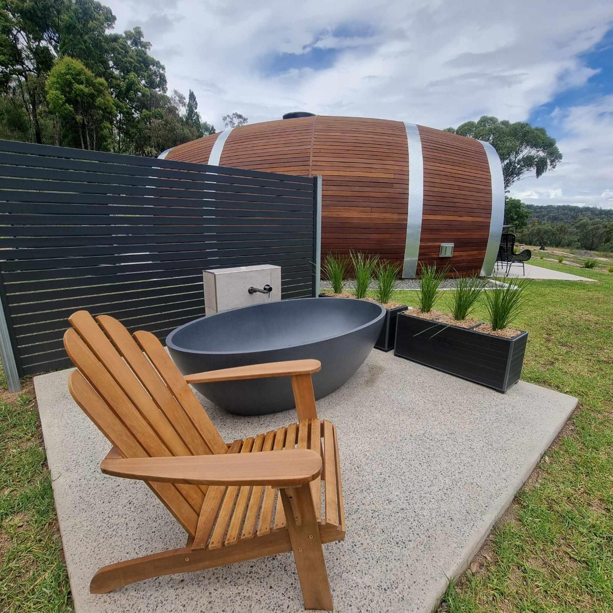 Barrel View Luxury Cabins Ballandean Eksteriør billede
